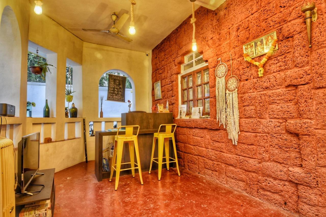 Aerostel - Backpacker'S Hostel In Goa Calangute Exterior photo